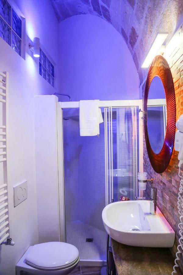 The Bridge Suites Γκραβίνα Εξωτερικό φωτογραφία